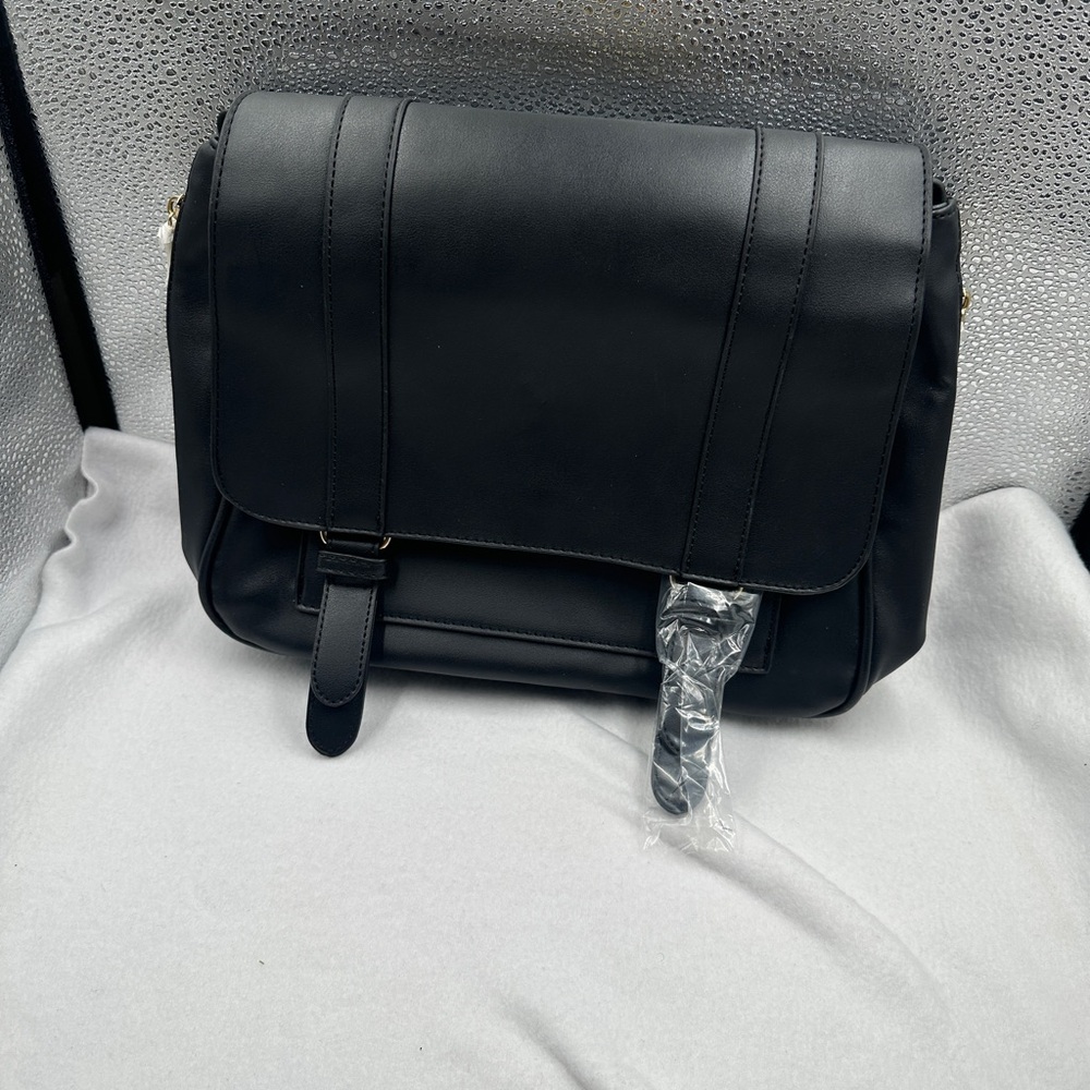 Black Messenger Bag